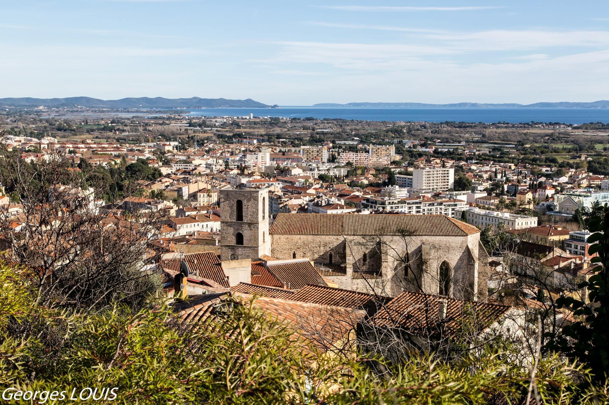 Vue sur la vieille ville d'Hyères